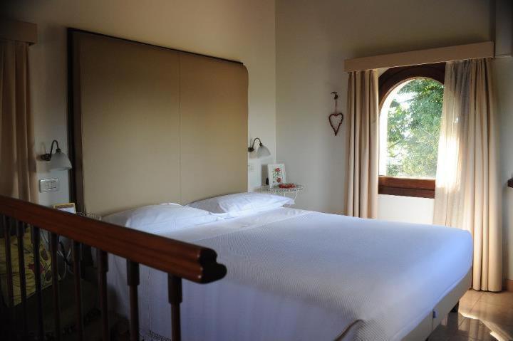 Al Melograno - Room & Breakfast Bologna Ngoại thất bức ảnh